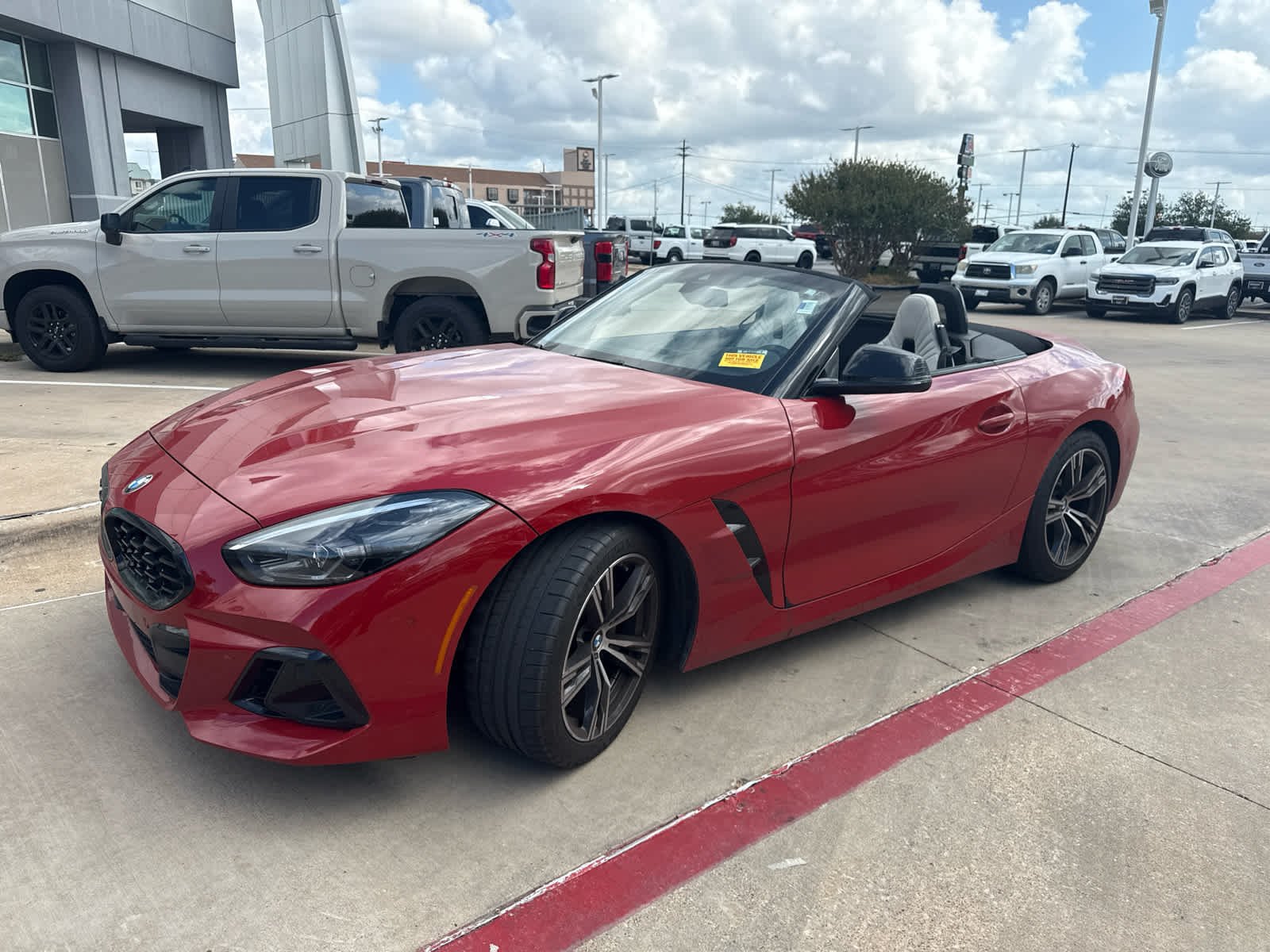 Used 2023 San Francisco Red Metallic BMW sDrive30i image 12
