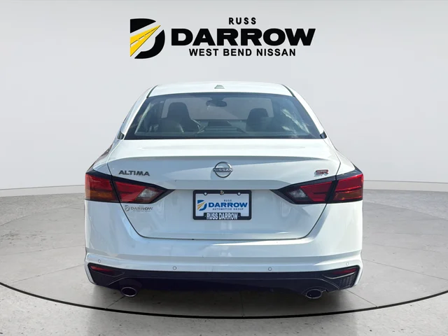 Certified Used 2024 White Nissan 2.5 SR image 4