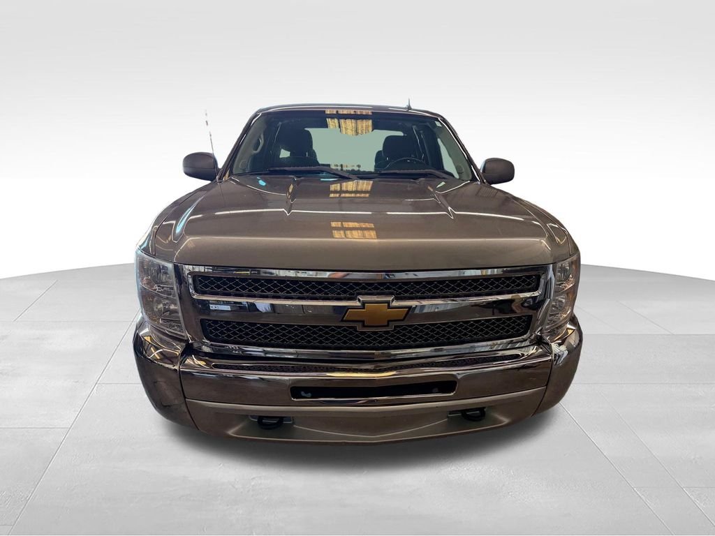 Used 2013 Gray Chevrolet LT image 8