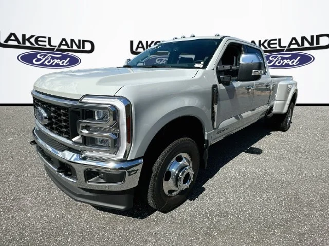 New 2026 Ford F-350SD Lariat