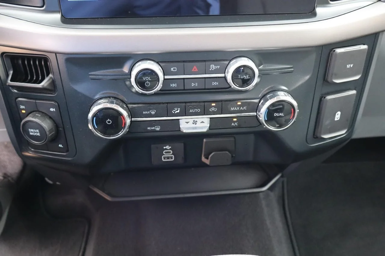 Used 2025 Carbonized Gray Ford XLT image 17