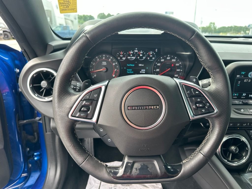 Used 2018 Blue Chevrolet 2LT image 11