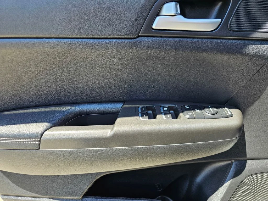 Used 2020 Gray Kia S image 22