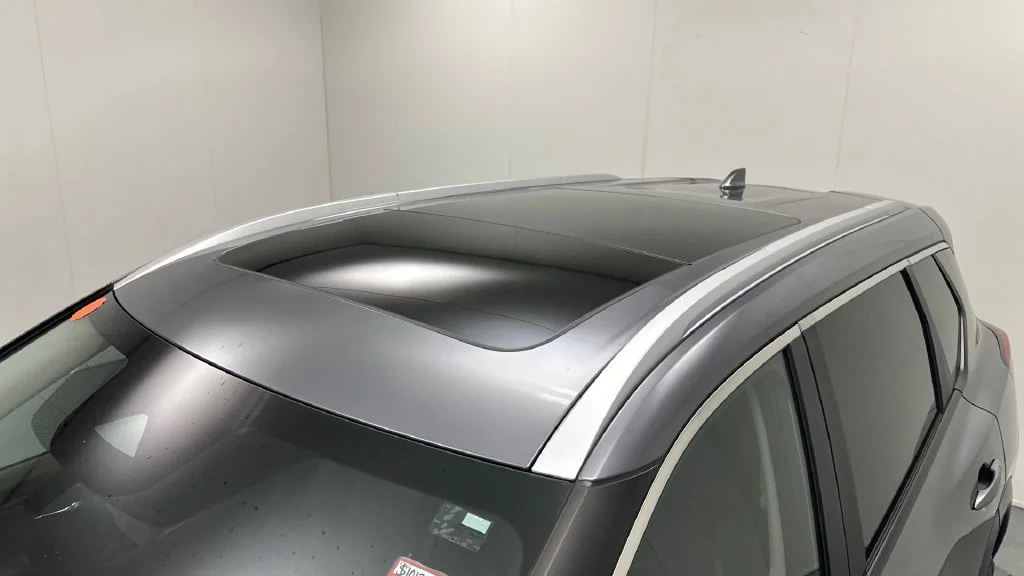 Used 2023 Gray Nissan SV image 12