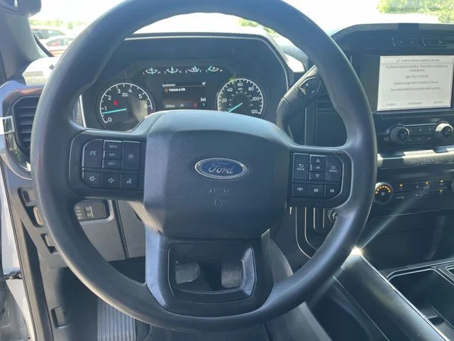 Used 2023 White Ford XL image 21