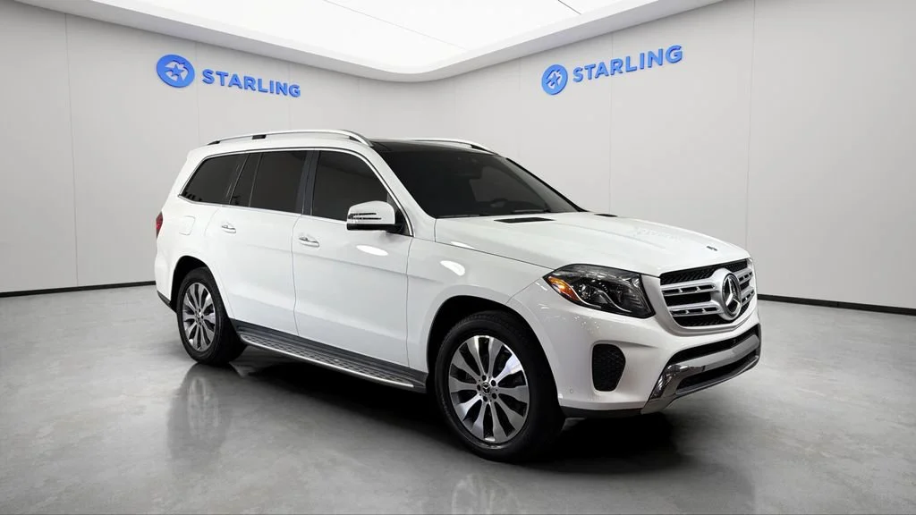 Used 2019 Red Mercedes-Benz 4MATIC® image 13
