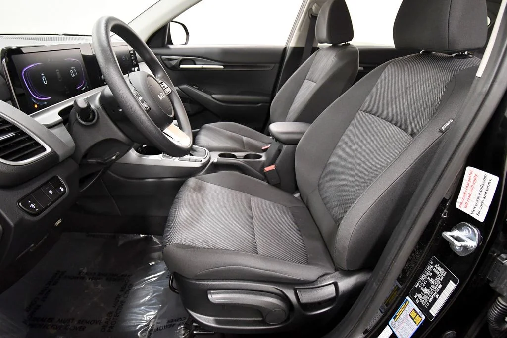 Certified Used 2026  Kia LX image 14
