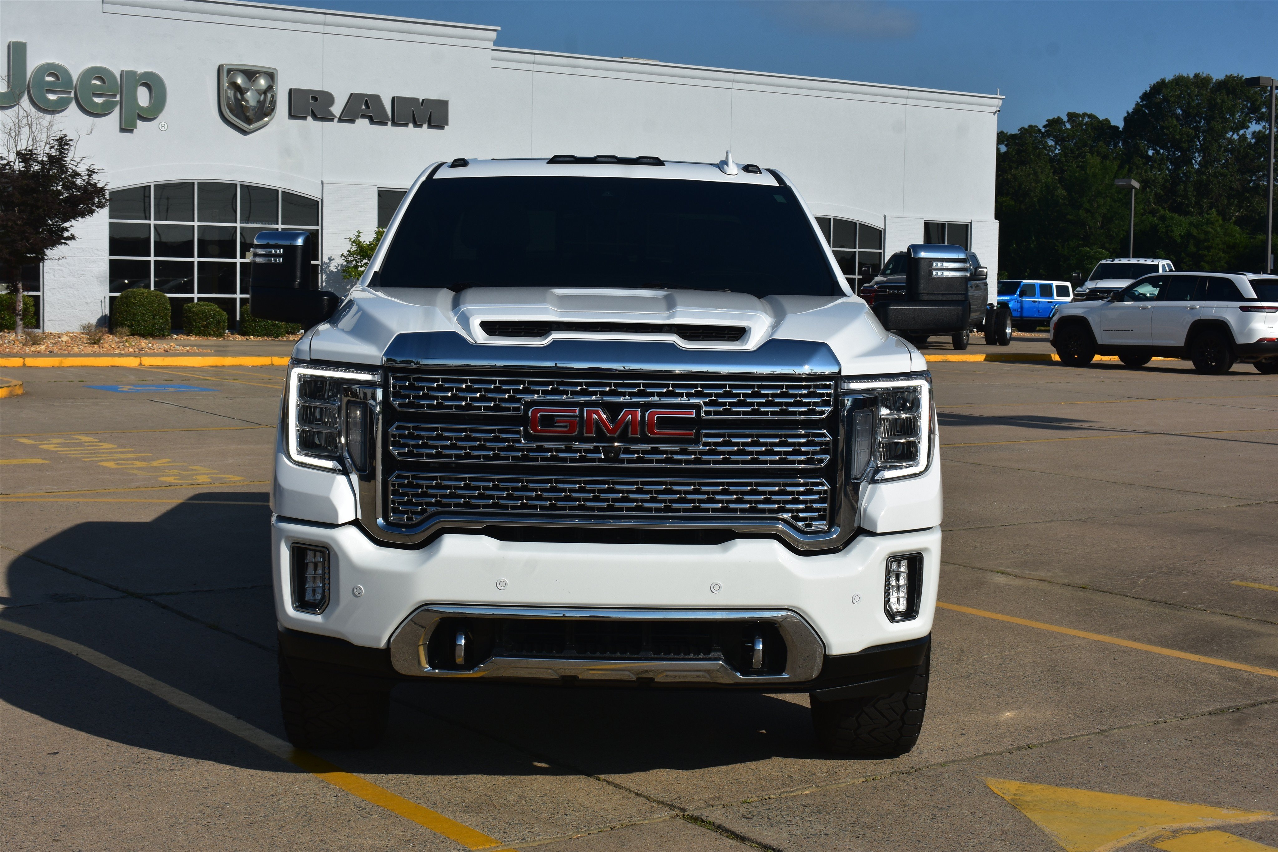 Used 2021 GMC Sierra 2500 Denali HD Denali with VIN 1GT49REY0MF120426 for sale in Little Rock