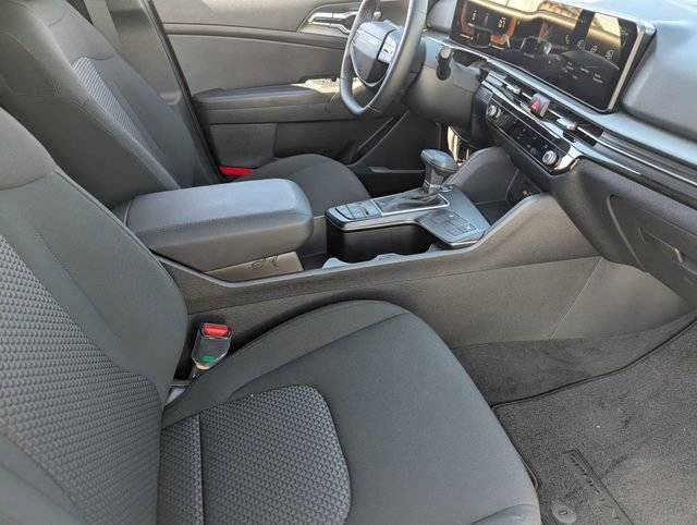 Used 2026 Ebony Black Kia LX image 11
