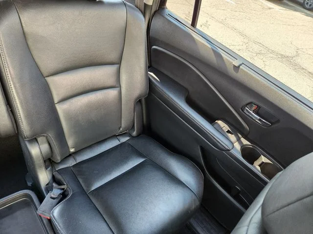Used 2019 Black Honda Touring image 16