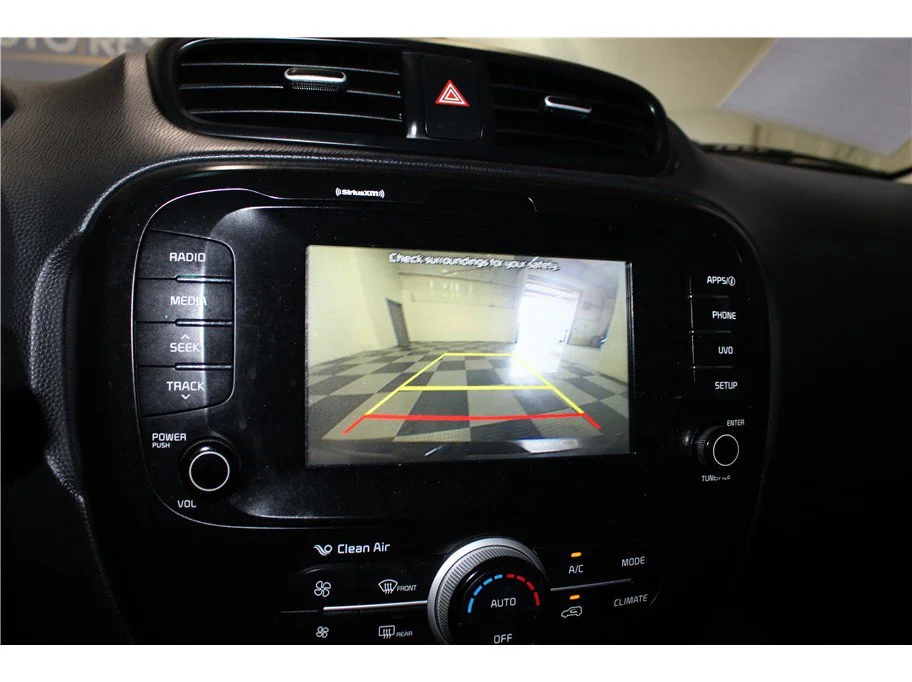 Used 2019 Shadow Black Kia + image 32