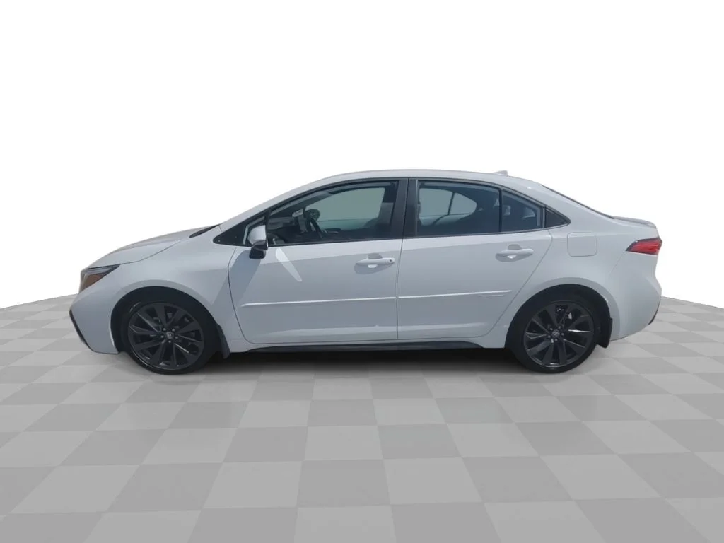 Used 2024 White Toyota SE image 5