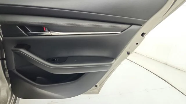 2025 Mazda Mazda3 Turbo Premium Plus - Photo 31