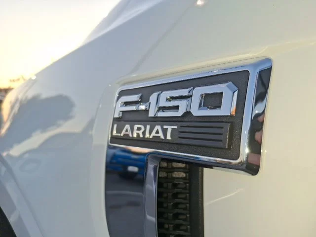 Used 2025 White Ford Lariat image 7
