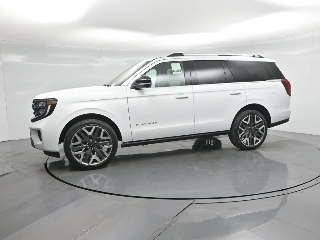 New 2025 Oxford White Ford Platinum image 30