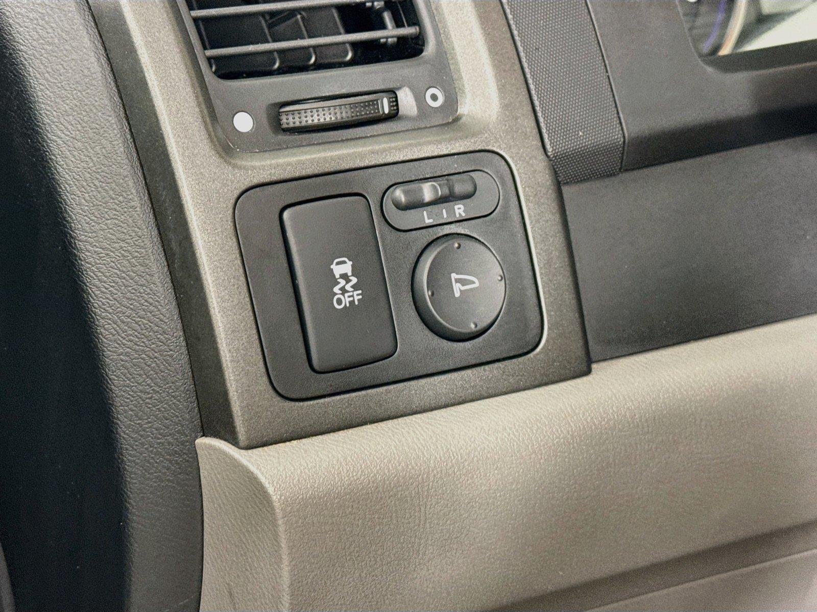 Used 2011 Glacier Blue Metallic Honda EX-L image 15