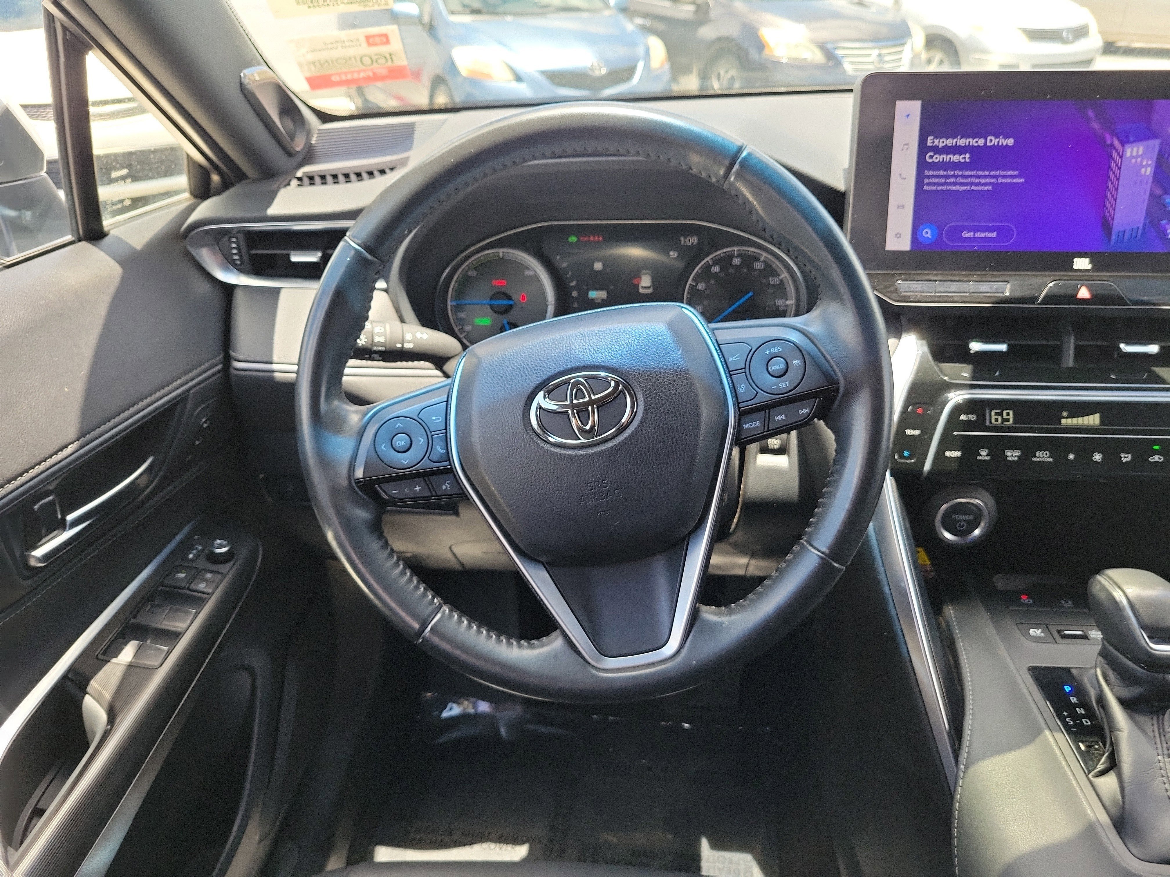 Used 2023 Pearl Toyota XLE image 17