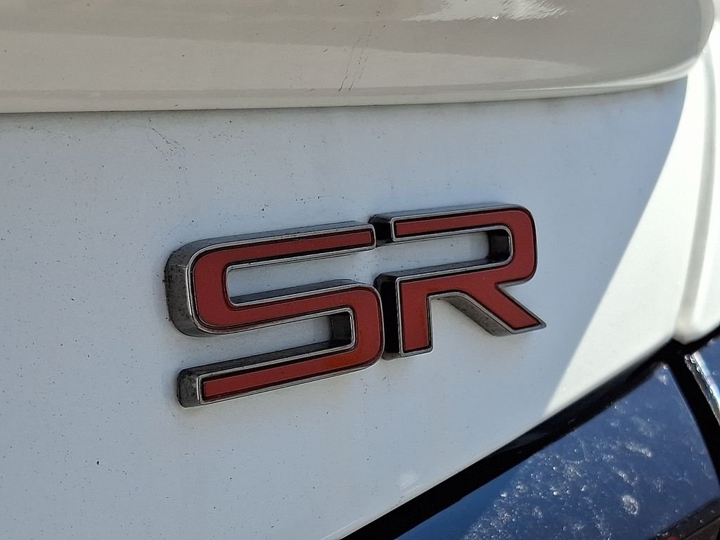 Used 2024 White Nissan 2.0 SR image 30