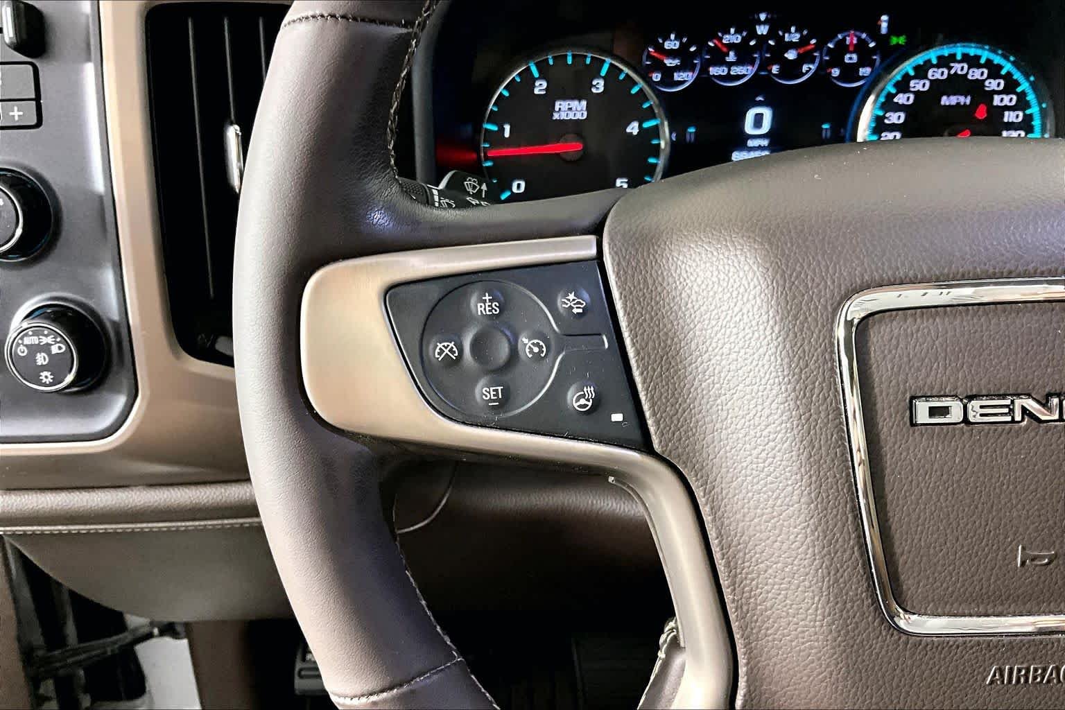 Used 2018 Quicksilver Metallic GMC Denali image 23