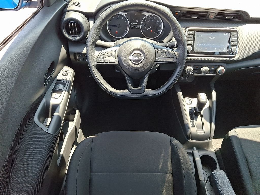 Used 2025 Blue Nissan S image 12