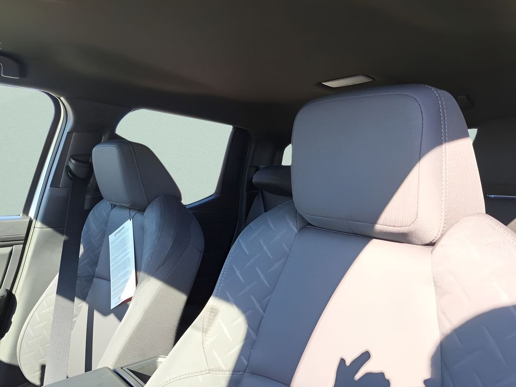2026 Toyota Tacoma SR5 - Photo 16