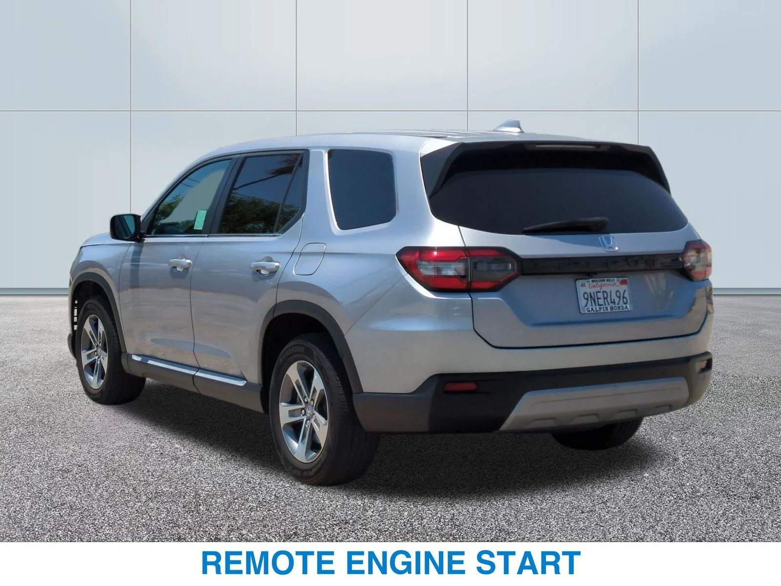 Used 2025 Silver Honda EX-L image 9
