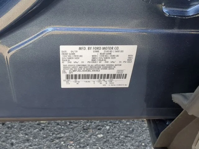 Used 2019 Blue Lincoln Reserve image 40