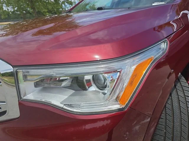Used 2018 Red GMC Denali image 34