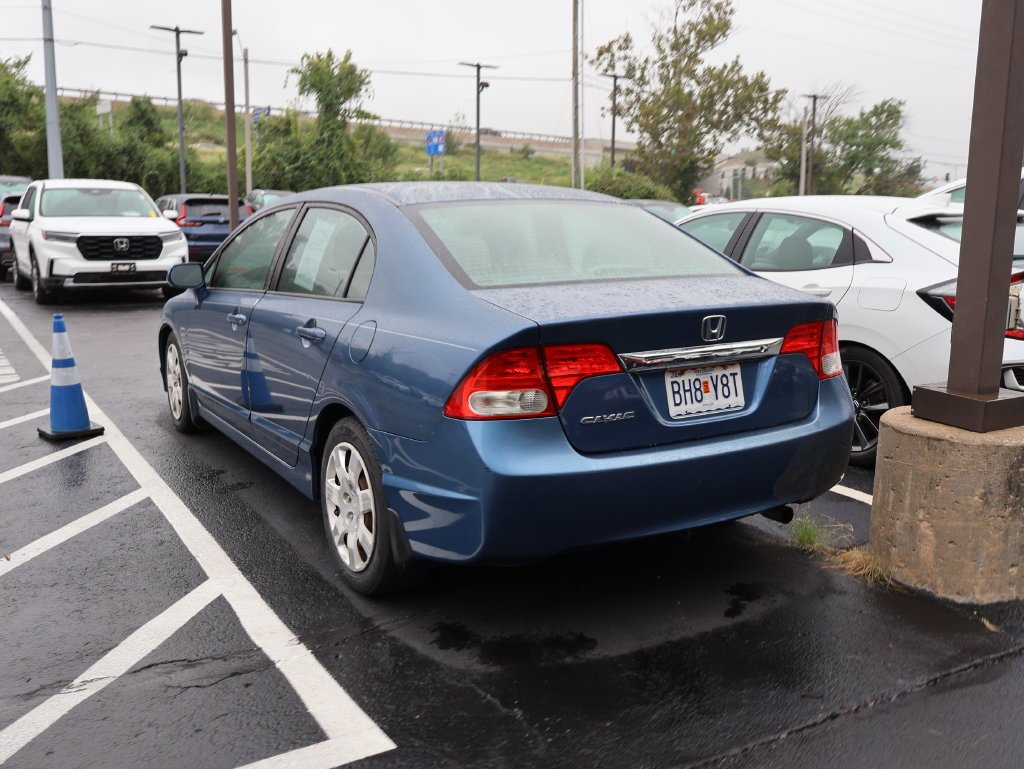 Used 2010  Honda LX image 5