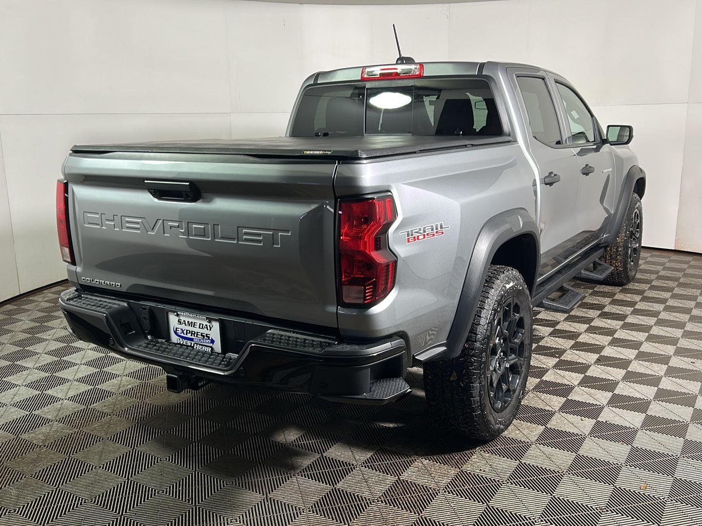 Used 2026 Sterling Gray Metallic Chevrolet 4WD Trail Boss image 6
