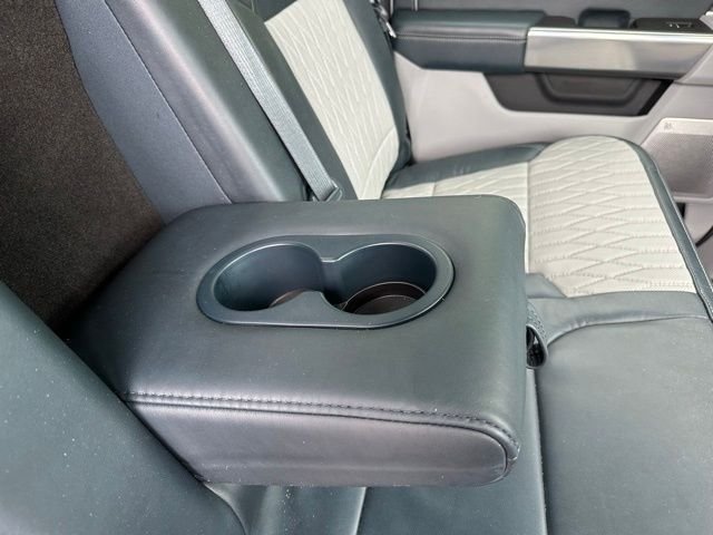 Used 2022 Silver Ford Limited image 30