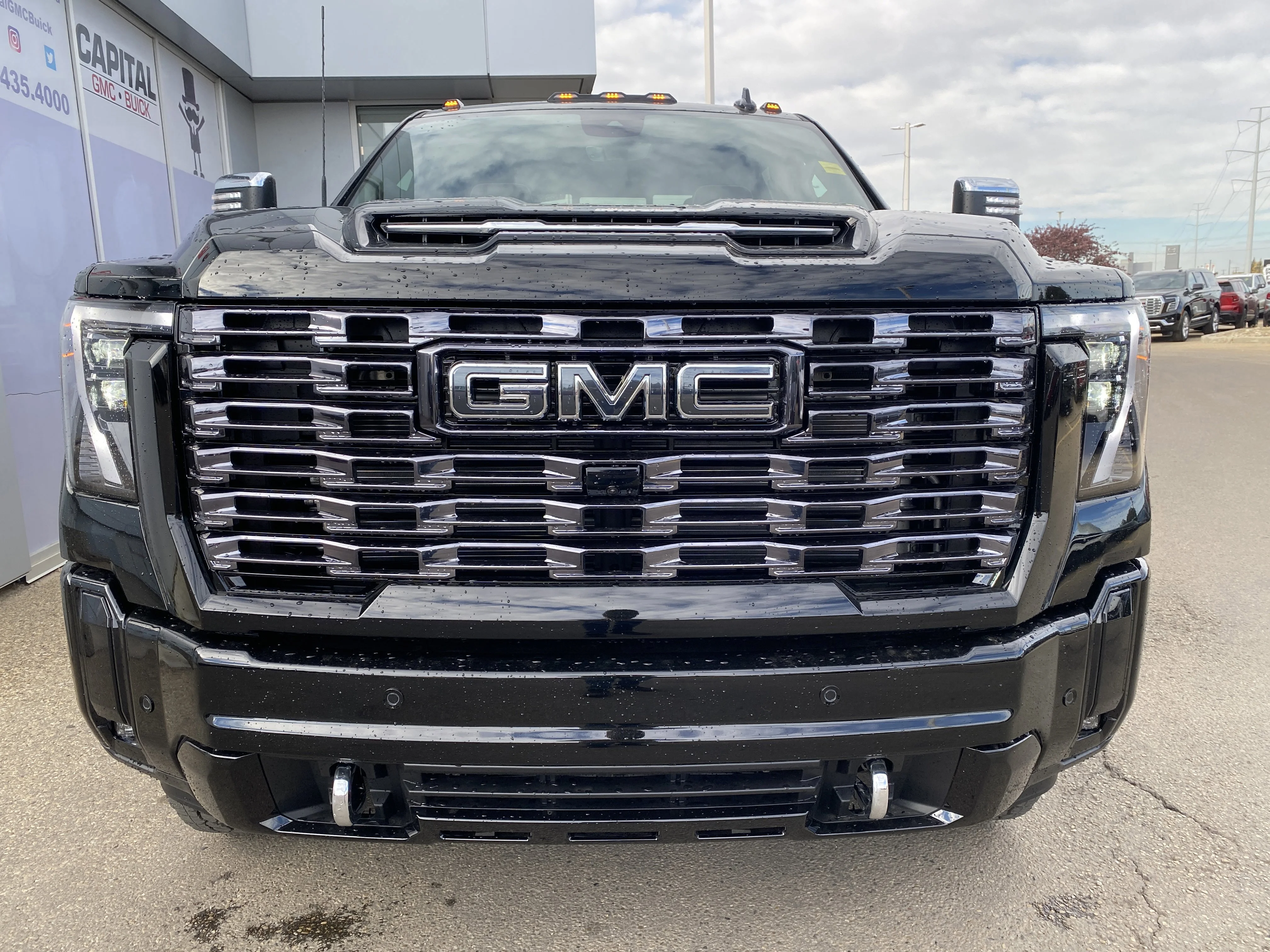 New 2026 ONYX BLACK GMC Denali Ultimate image 9