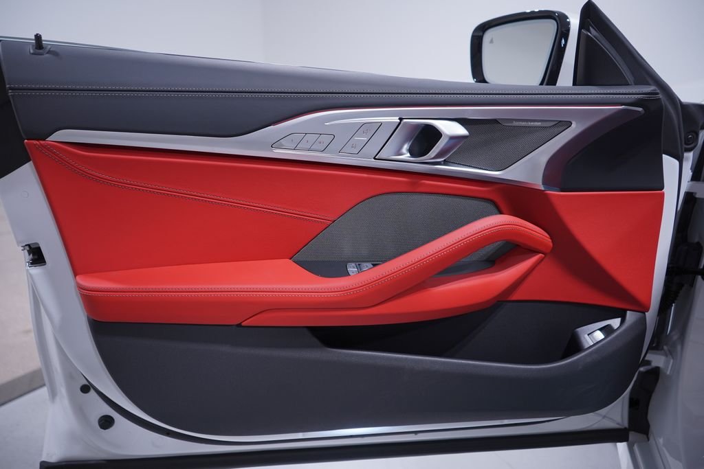 2026 BMW 8 Series 840i - Photo 16
