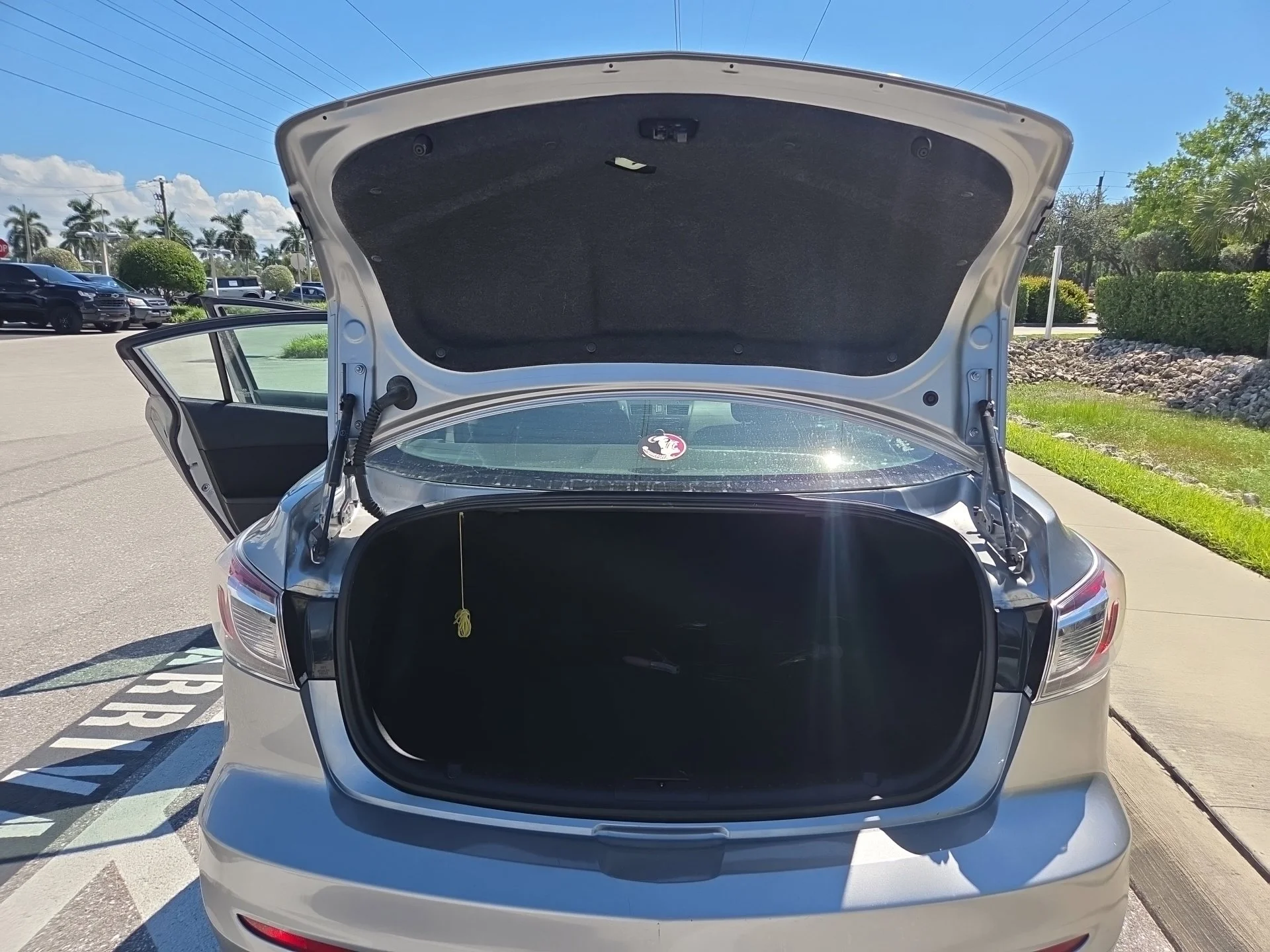 Used 2013 Black Mica Mazda i Touring image 15