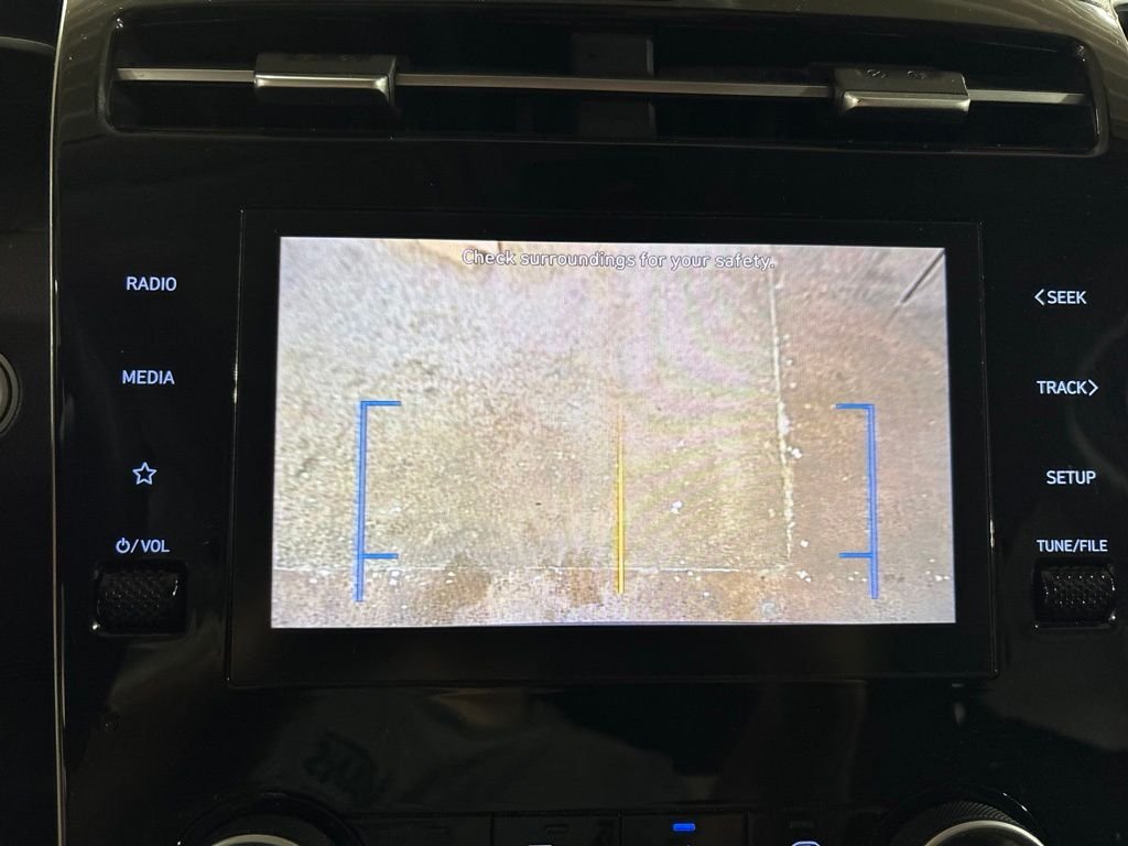 Used 2022 Gray Hyundai SEL image 18