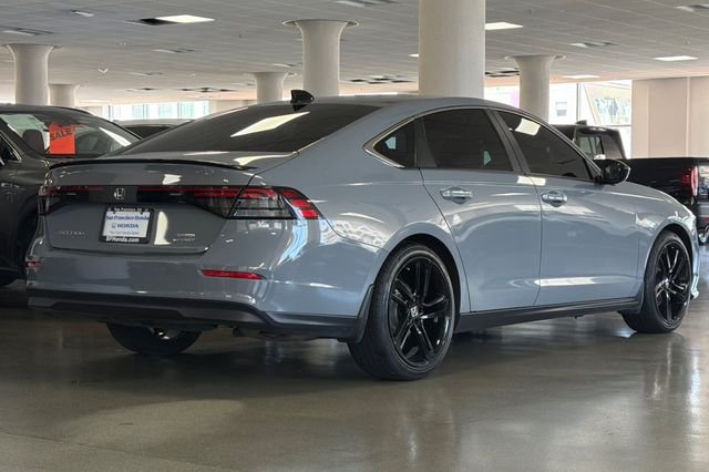 Certified Used 2025 Urban Gray Pearl Honda Sport image 5