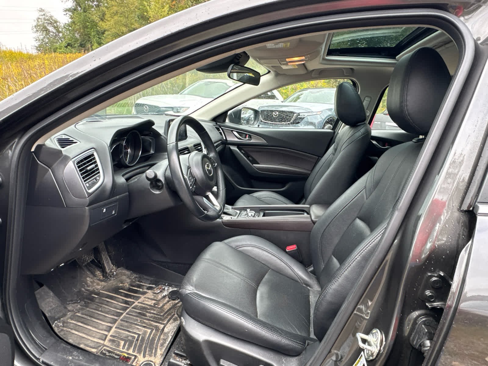 Used 2017 Machine Gray Metallic Mazda Grand Touring image 19