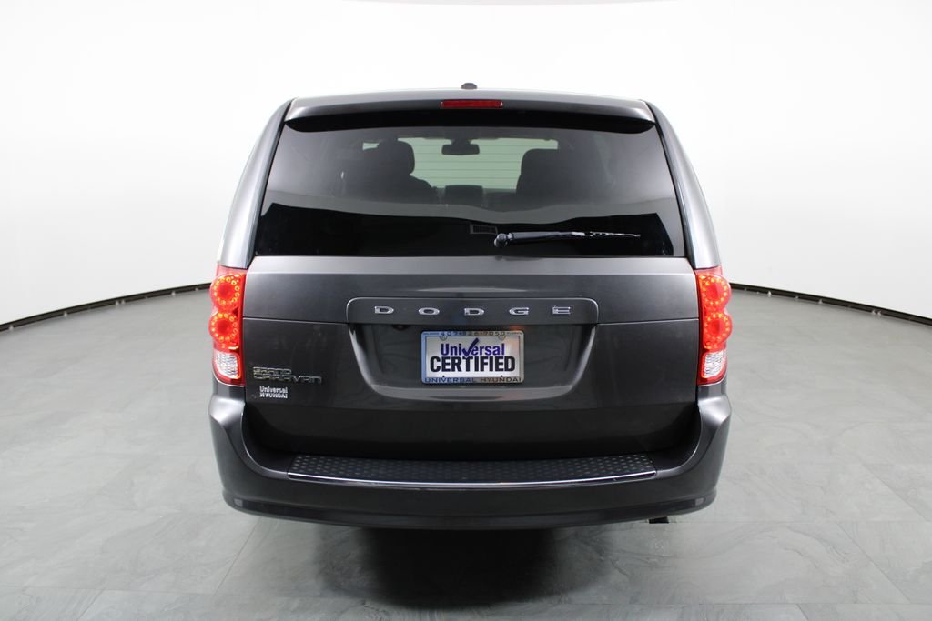 Used 2020 Gray Dodge SE Plus image 10