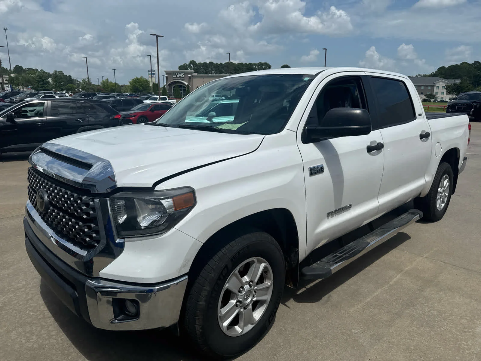 Used 2021 Toyota Tundra SR5 with VIN 5TFEY5F18MX275107 for sale in Little Rock
