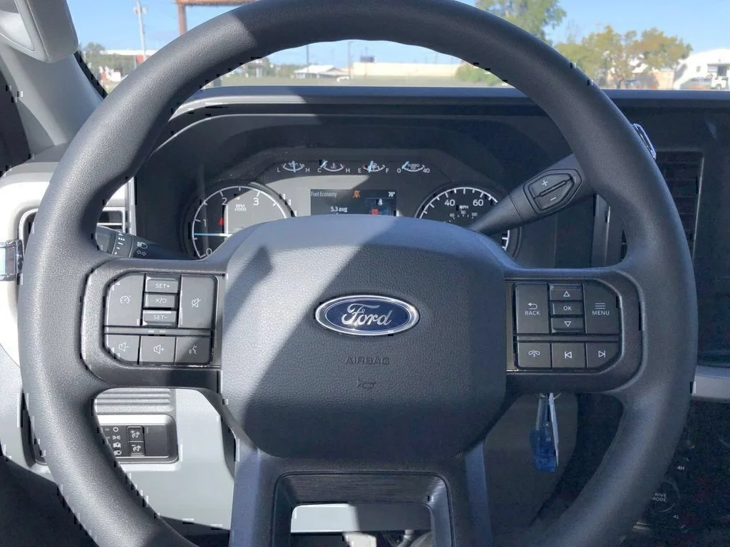 New 2026 Avalanche Ford F-250® XLT image 13
