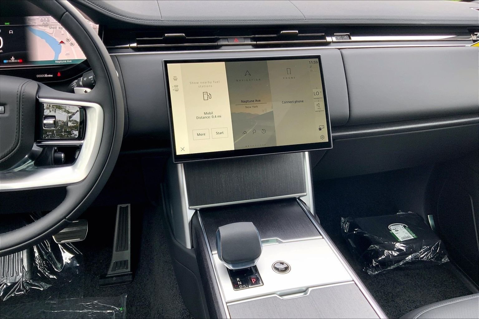 New 2026 Fuji White Land Rover SE 7 Seats image 6
