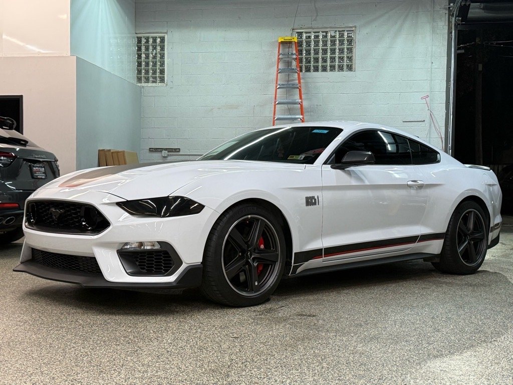 2022 Ford Mustang Mach 1 photo 3