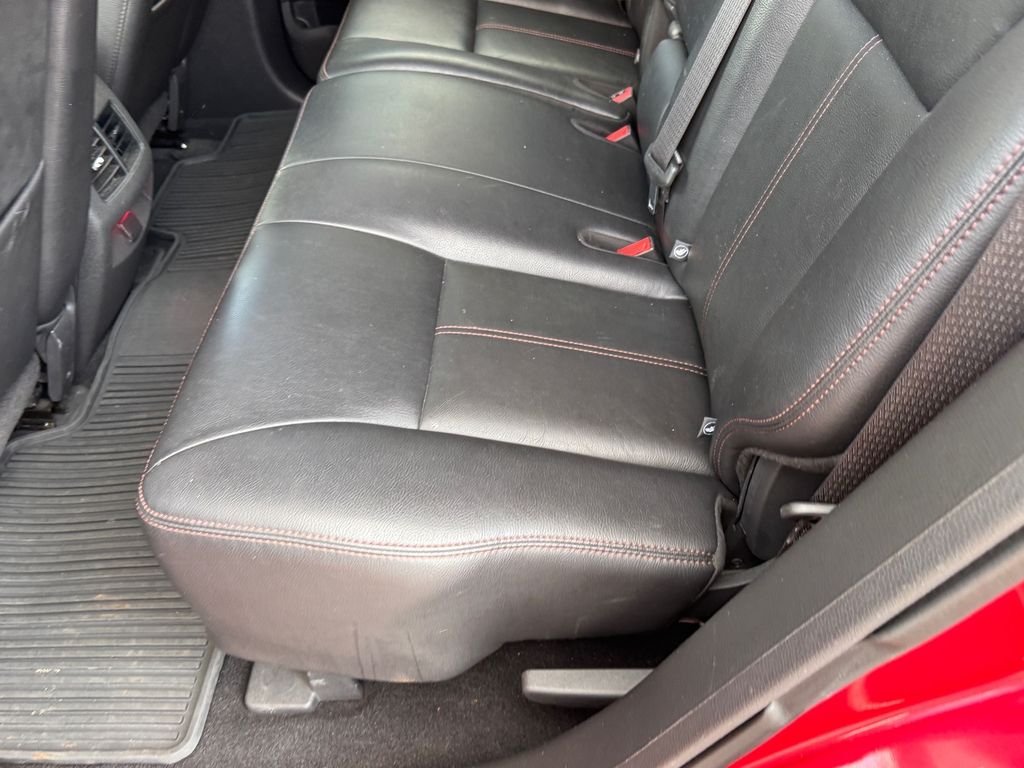 Used 2012 Red Ford Limited image 9