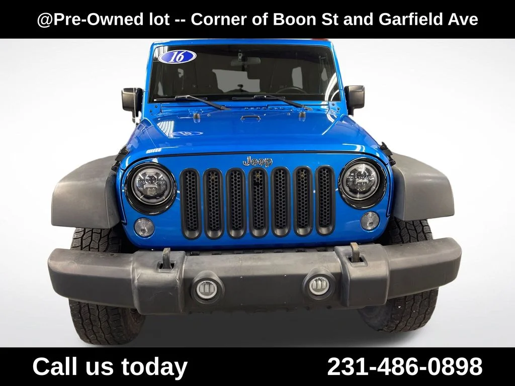 Used 2016 Blue Jeep Unlimited Sport image 13