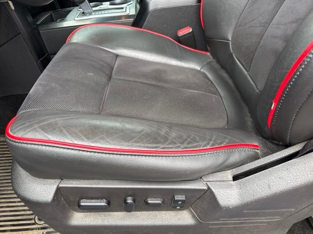 Used 2014  Ford Limited image 23