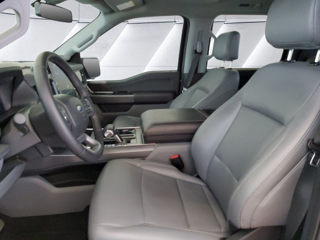 Used 2025 Black Ford Flash image 7