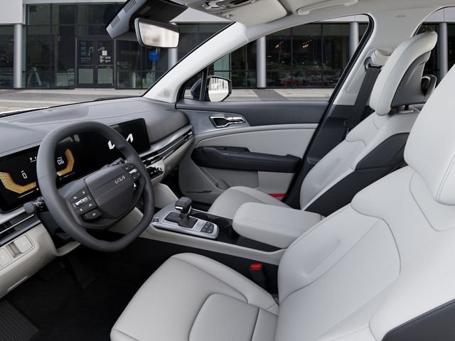 2026 Kia Sportage EX - Photo 17