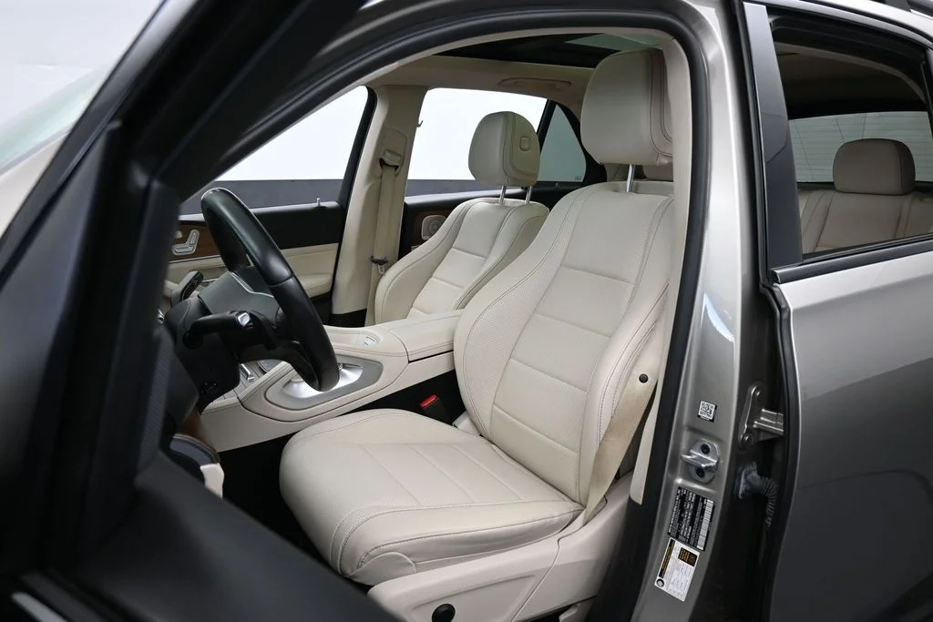 Used 2022 Gold Mercedes-Benz GLE 350 image 10