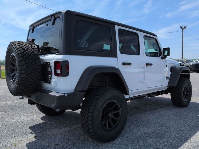 New 2026 Bright White Clear-Coat Exterior Paint Jeep Sport S image 5