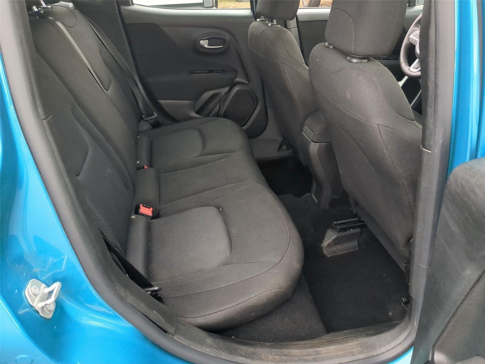 Used 2021 Bikini Metallic Clearcoat Jeep Sport image 34
